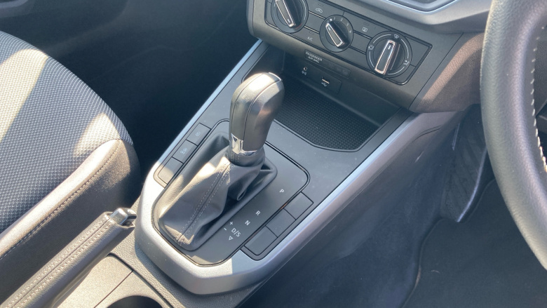 SEAT Arona 1.0 TSI 115 SE [EZ] 5dr DSG Petrol Hatchback